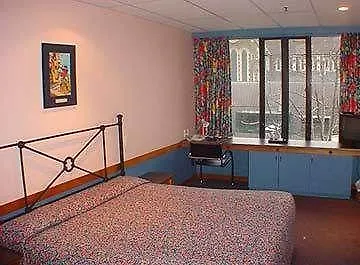 Camelot Cathedral Square Hotel Christchurch